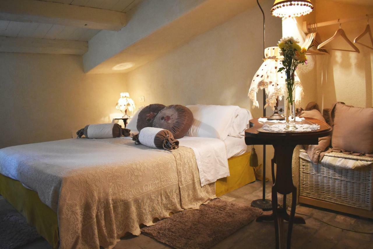 Castello Di Albereto Hotel Trarivi Zewnętrze zdjęcie
